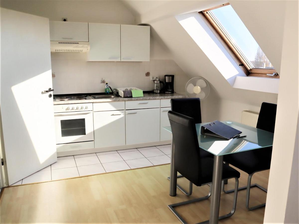 Kuschelige Dachgeschosswohnung Am Clarapark Leipzig