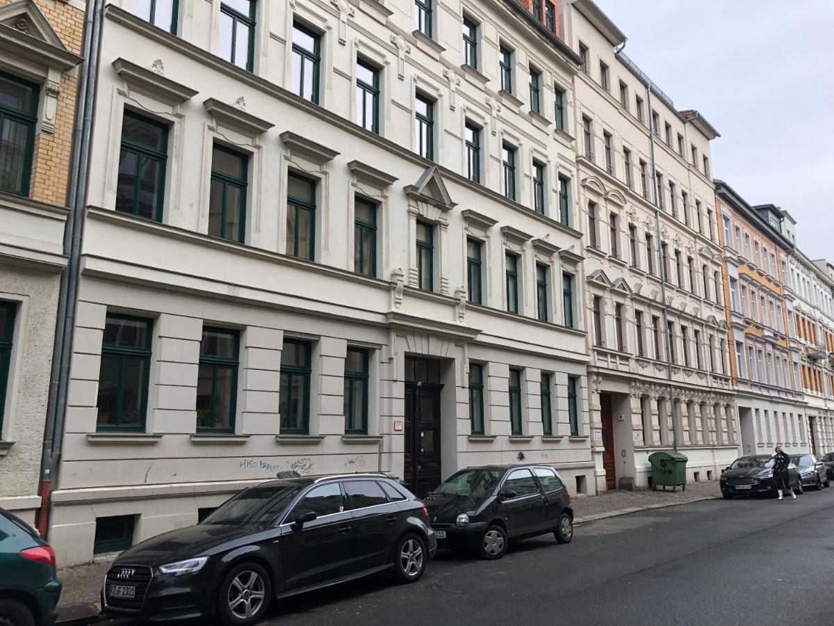 Kuschelige Dachgeschosswohnung Am Clarapark Apartment *